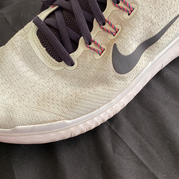 NIKE- Nike Free Run Mint & Black Running Shoes Size 9 - Picture 7 of 7